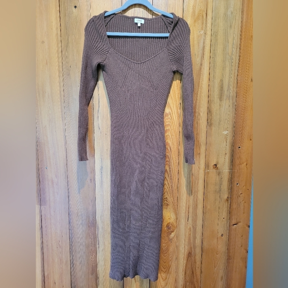 Elegant Brown Knit Dress